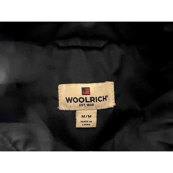 Woolrich Women's Size Medium Quilted Black Puffer Down Vest - Picture 5 of 7